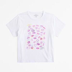 Abercrombie & Fitch Short-Sleeve Maripol Graphic Skimming Tee Small